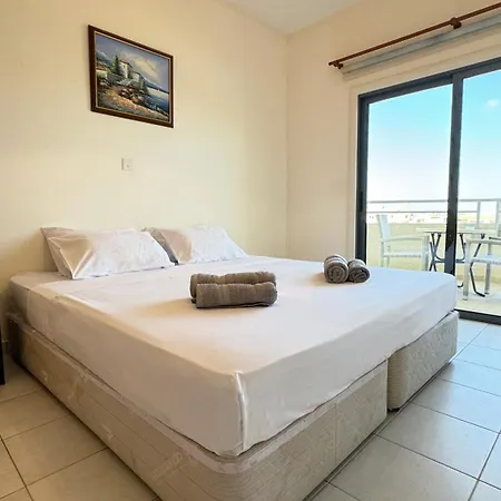 Sundays 2bdr - 1min From Mad Beach Apartment *